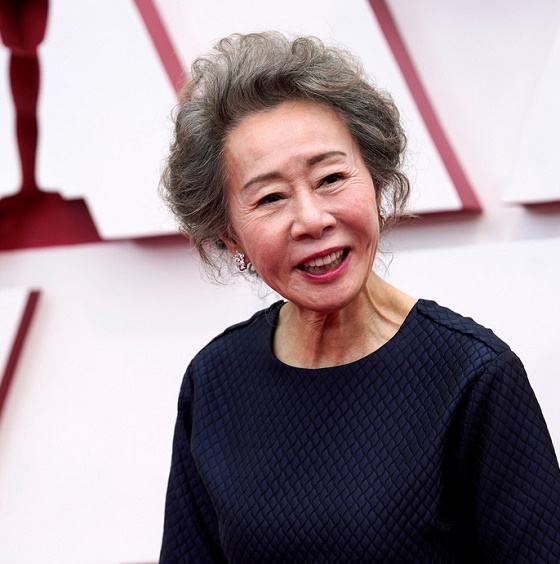 'Bà ngoại quốc dân' Youn Yuh Jung vừa giành giải Oscar ở hạng mục diễn xuất tài năng thế nào?