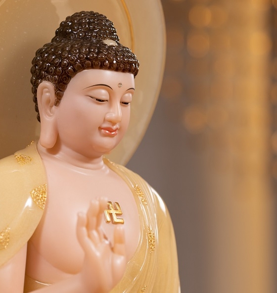Đức Phật đã xuống tóc nhưng vì sao tượng của ngài lại có mái tóc dày, gồm nhiều cuộn xoắn?