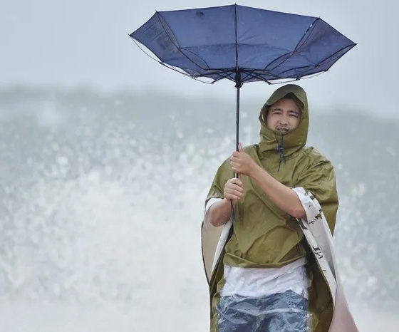Nhiệt độ hôm nay 4/8/2022: Đêm nay Hà Nội đón mưa lớn