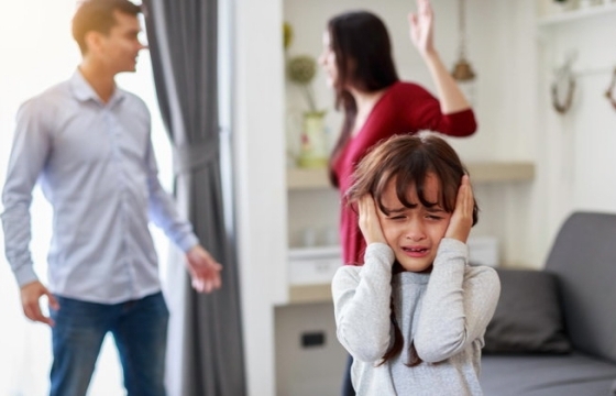 7 tật xấu của cha mẹ có thể khiến con lầm đường lạc lối, không bỏ sớm có hối cũng không kịp