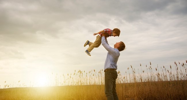 Read more about the article “Dạy con trai tích cực vươn lên”: 4 bí quyết cha mẹ cần nằm lòng ngay