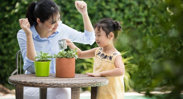 Read more about the article 10 câu nói diệu kỳ của mẹ thông thái giúp con trẻ vui vẻ, hạnh phúc cả ngày