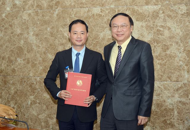 Bộ TN-MT trả lời việc bổ nhiệm em trai Bộ trưởng Trần Hồng Hà làm Tổng cục trưởng