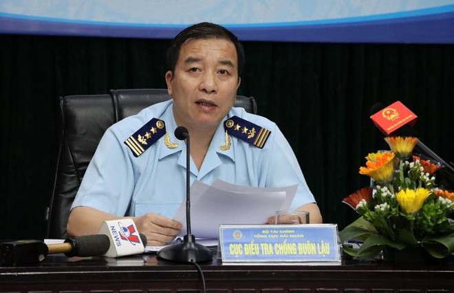 Cảnh cáo Cục trưởng trưởng Cục Điều tra chống buôn lậu Nguyễn Hùng Anh