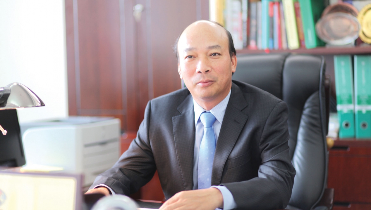 Cảnh cáo Chủ tịch HĐTV Vinaconmin Lê Minh Chuẩn