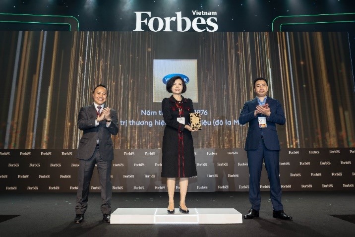 Vinamilk, thương hiệu 'tỷ USD' duy nhất trong top 25 thương hiệu F&B dẫn đầu của Forbes Việt Nam
