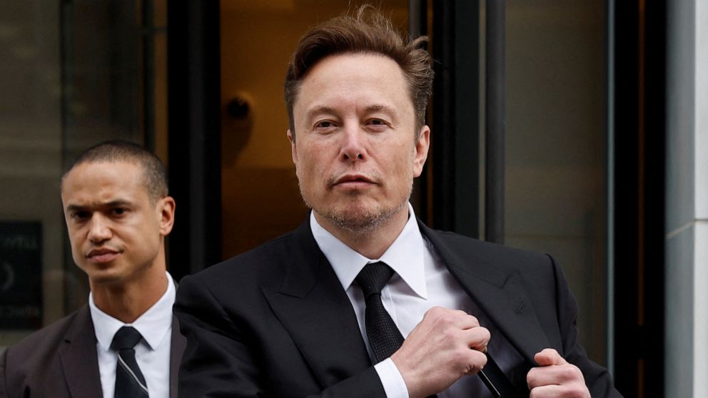 Elon Musk để ngỏ khả năng mua lại Silicon Valley Bank