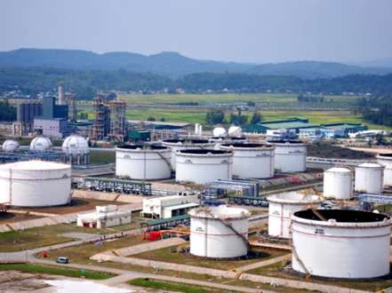 Vừa lên sàn, cổ phiếu Lọc hóa dầu Bình Sơn tăng gần 40%