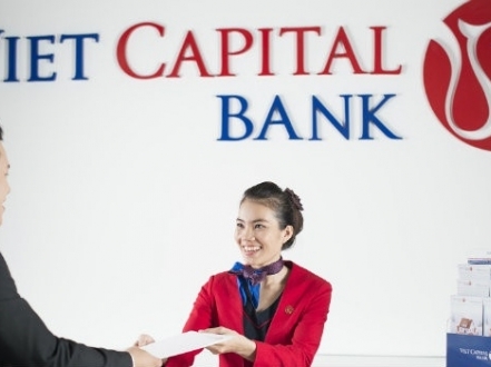 Lãi Viet Capital Bank giảm 57% trước lên sàn