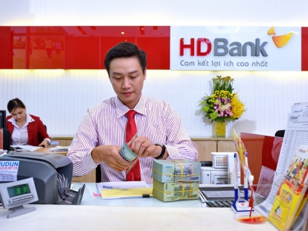 HDBank  lãi 8.000 tỷ đồng