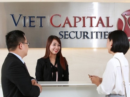 Chứng khoán Bản Việt vay hợp vốn 100 triệu USD từ ngân hàng nước ngoài