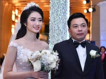 Hoa hậu Thu Ngân chia tay chồng đại gia Doãn Văn Phương