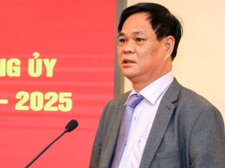 Bộ Chính trị cảnh cáo nguyên bí thư Tỉnh ủy Phú Yên Huỳnh Tấn Việt