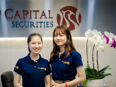 Công ty bà Nguyễn Thanh Phượng tung hơn 100 triệu cổ phiếu VCI vào sàn HoSE