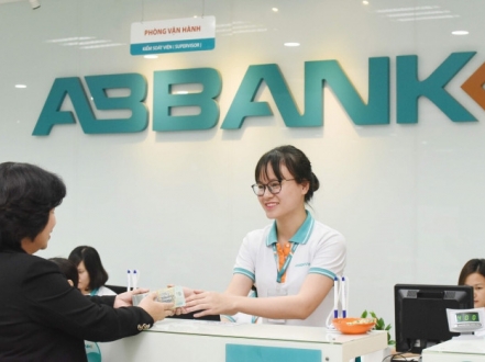 ABBank báo lãi trước thuế quý 3 giảm 79%
