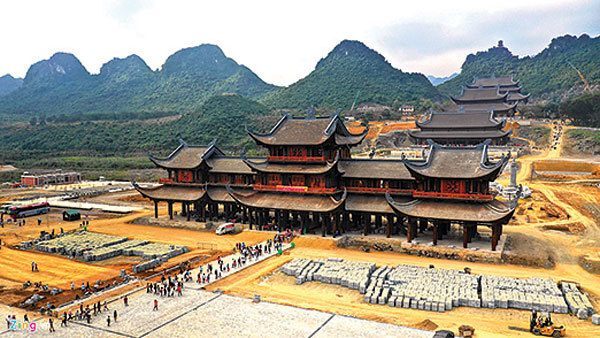 Tại sao chùa Tam Chúc của đại gia Xuân Trường được ưu đãi thuế và sử dụng vốn Nhà nước?