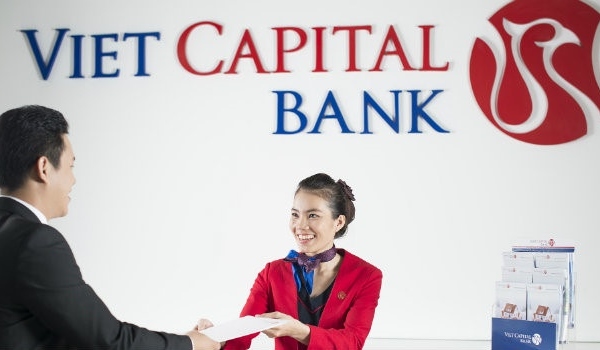 Lãi Viet Capital Bank giảm 57% trước lên sàn
