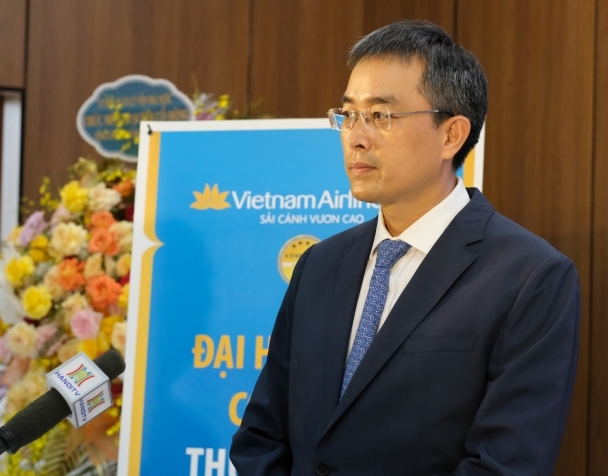 Thu nhập Chủ tịch Vietnam Airlines Đặng Ngọc Hòa thấp hơn Tổng giám đốc Lê Hồng Hà