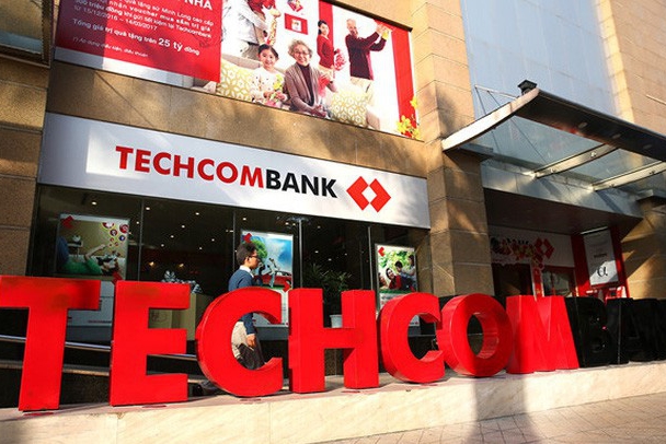 Techcombank, VPBank tăng mạnh lãi suất tiền gửi