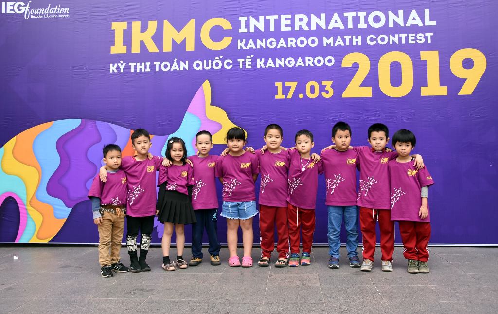 Các em học sinh tham dự kỳ thi Toán quốc tế Kangaroo 2019 