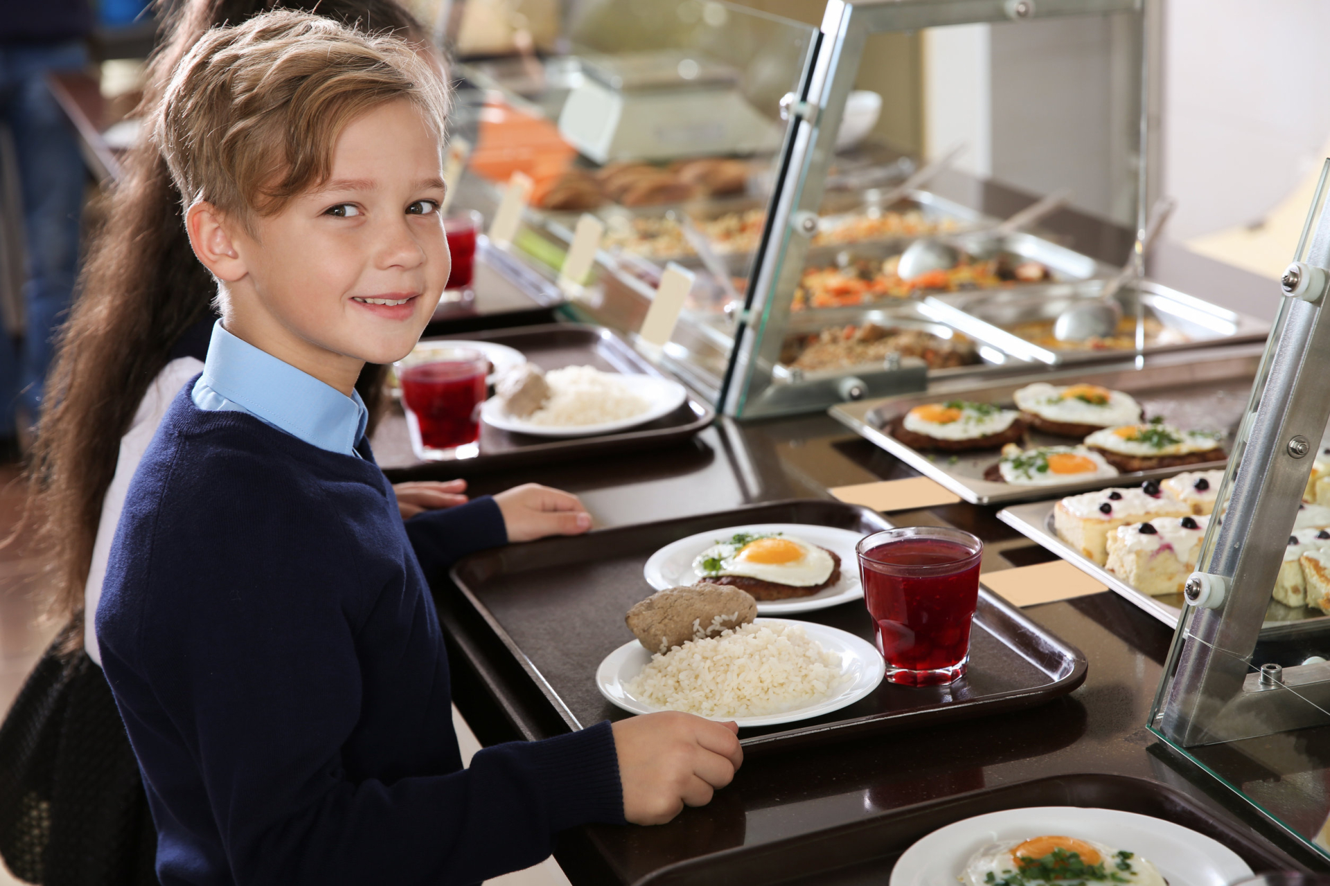 Anh quy định khắt khe về vệ sinh an toàn thực phẩm trường học. Ảnh: Internet Food-Hygiene-Guide-For-Schools