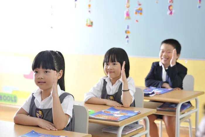 Chọn trường cho con nên ưu tiên nhất điều gì? Thầy giáo ở Hà Nội gói gọn trong 4 điều lưu ý sau
