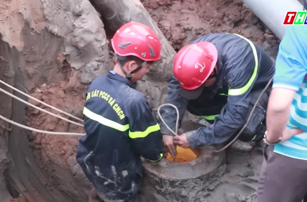 Toàn cảnh nỗ lực giải cứu bé trai rơi xuống trụ bê tông sâu 35 m