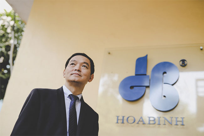 Tập đoàn Hoà Bình Group của ông Lê Viết Hải xuất hiện nhiều gam màu tối trong bức tranh tài chính.