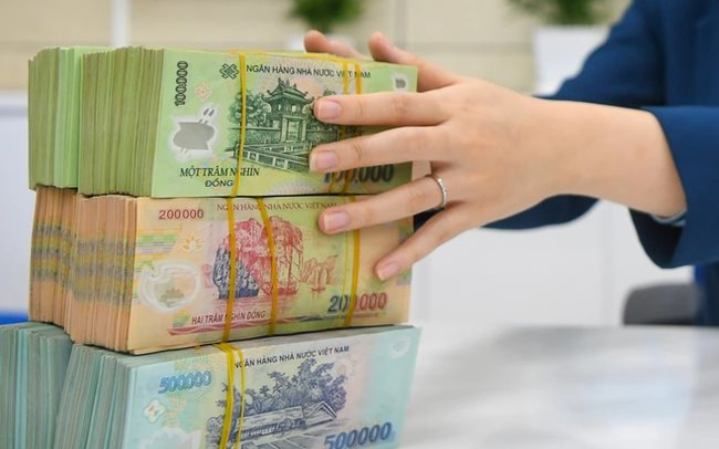 lai-suat-huy-dong-Vnfinance