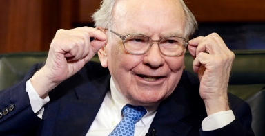 Cách Warren Buffett kiếm lợi nhuận từ cuộc khủng hoảng năng lượng
