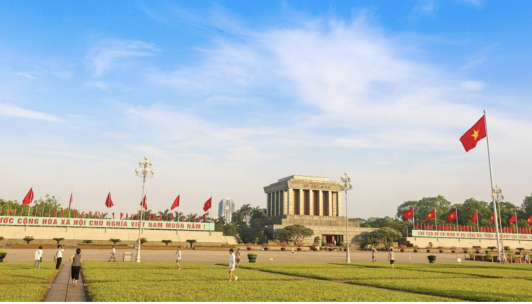 Top địa điểm du xuân, vui chơi vào dịp Tết Quý Mão 2023 tại Hà Nội