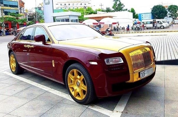 Nhìn từ câu chuyện đấu giá lần 2 Rolls-Royce của FLCHomes: Nhận thế chấp siêu xe, du thuyền có gì đáng vui?