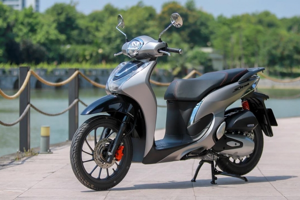 Honda SH Mode tăng giá mạnh, chênh gần 20 triệu tại đại lý