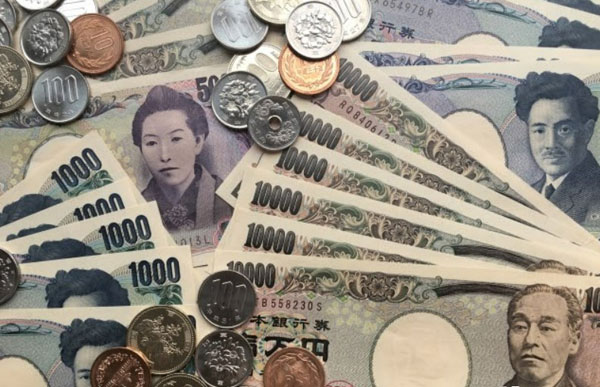 Nhật Bản chi số tiền khổng lồ để “giải cứu” đồng yên