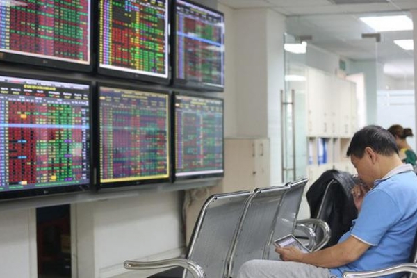 Nhà đầu tư trong nước mở mới chưa đến 100.000 tài khoản chứng khoán trong tháng 10, thấp nhất kể từ tháng 2/2021