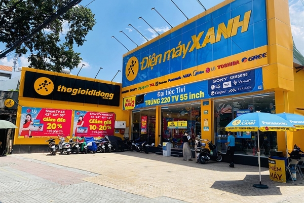 Thị giá trượt về vùng đáy 18 tháng, loạt lãnh đạo Thế Giới Di Động ồ ạt đăng ký mua cổ phiếu MWG