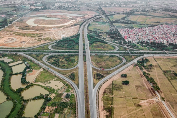 Các dự án tỷ USD trục Nhật Tân - Nội Bài khởi công rầm rộ giờ ra sao?