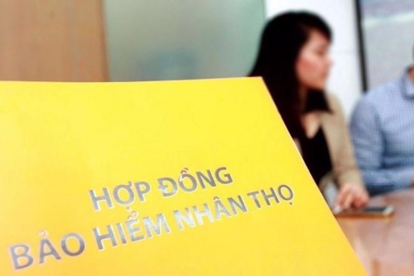 Thanh tra tình trạng ngân hàng “ép” khách mua bảo hiểm khi gửi hoặc vay tiền