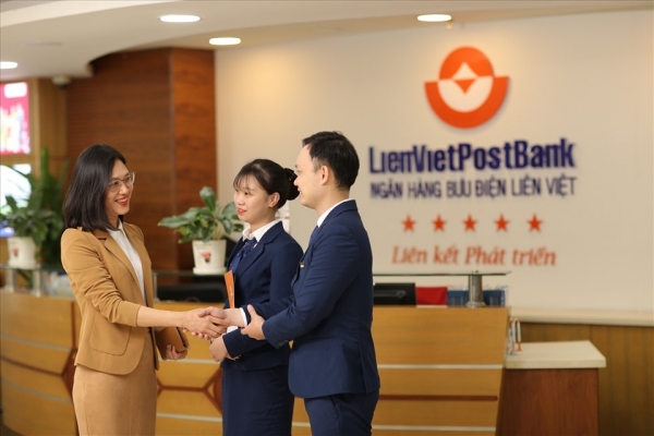 Tin ngân hàng ngày 14/12: LienVietPostBank giảm lãi suất vay vốn cho khách hàng doanh nghiệp