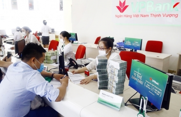 Tin ngân hàng ngày 7/2: Lãi suất huy động giảm vẫn hút người gửi tiền