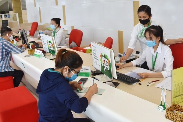 Tin ngân hàng ngày 13/3: Nhiều ngân hàng vẫn áp dụng mức lãi suất trên 9%